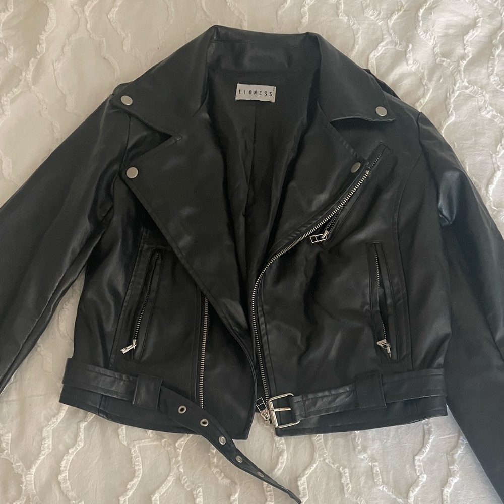 Princess Polly fake leather jacket
